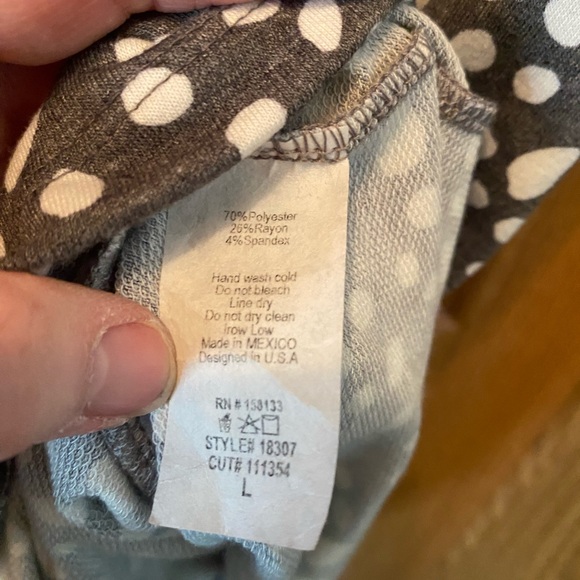 Staccato cute gray and white polkadot top - Picture 4 of 6